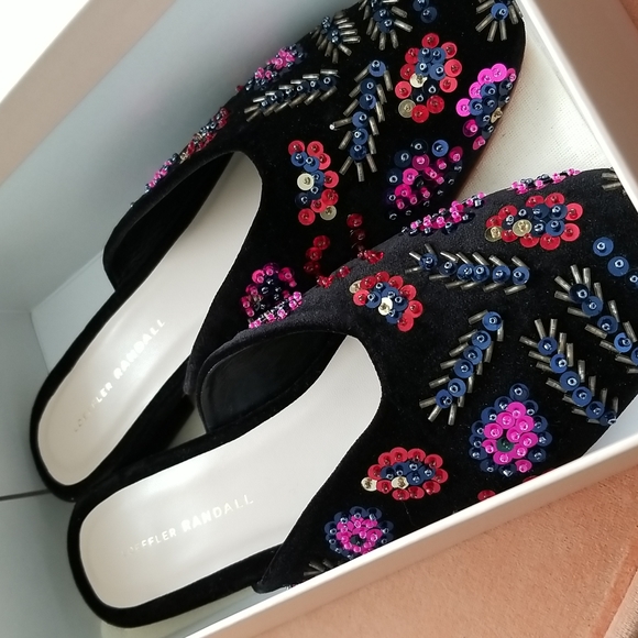 NIB Loeffler Randall Women's Quinn Velvet Embellished Slide Mule, 9, $395 - Picture 6 of 7